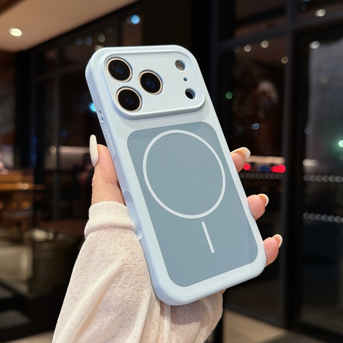 Nuova Custodia Ufficiale in Si - Liquid Silicone Magnetic Phone Case recensione e prezzo