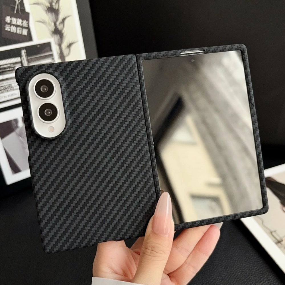 Custodia in Fibra di Carbonio  - Screen Protectors recensione e prezzo