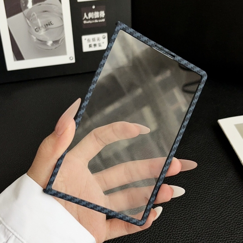 Custodia in Fibra di Carbonio  - Screen Protectors recensione e prezzo